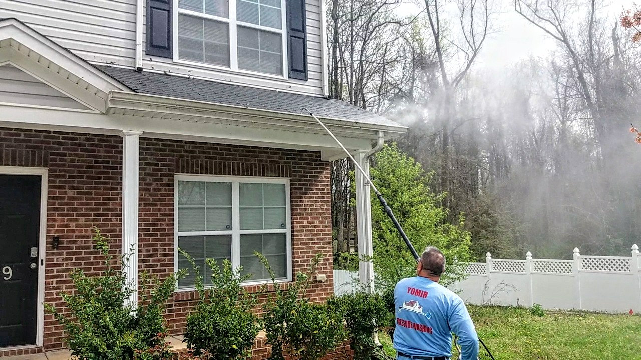 Clogged Gutters Can Cause Damage To Your Home