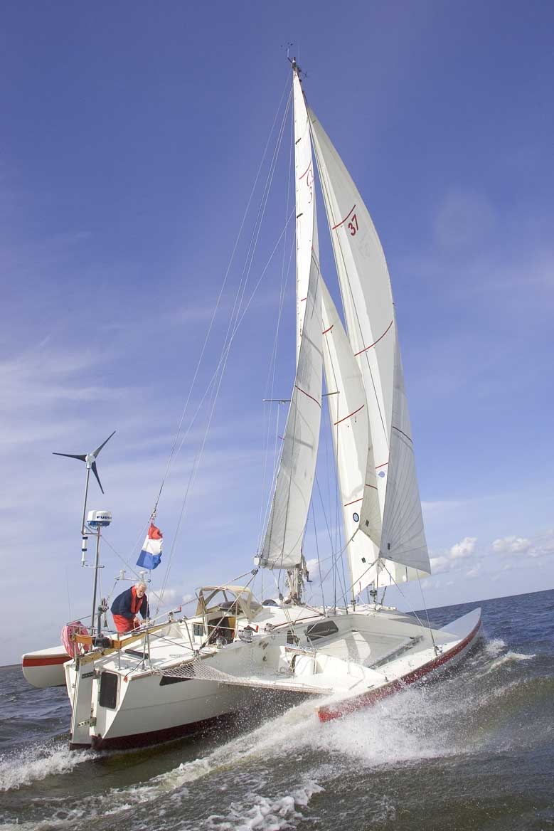 CC37 Trimaran